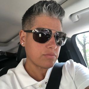 Meet your Posher, Alyson